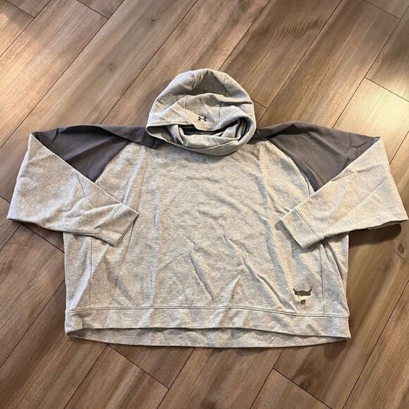 Under Armour Grey Scuba Neck Athletic‎ Oversized Hoodie Women Small - Picture 1 of 5